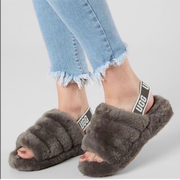 UGG Fluff Oh Yeah Slides Gray 8 - Picture 1 of 7